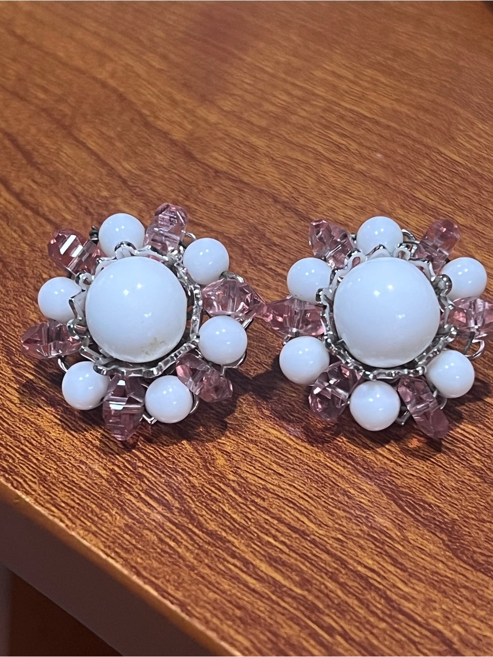 Vintage "EISENBERG" milk glass clip on earrings